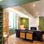 Byron Hotel