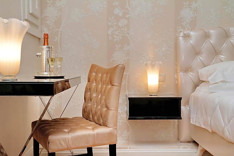 BQ House COLOSSEUM Luxury Rooms