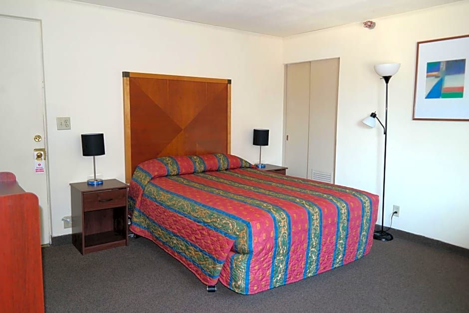 River Park Inn