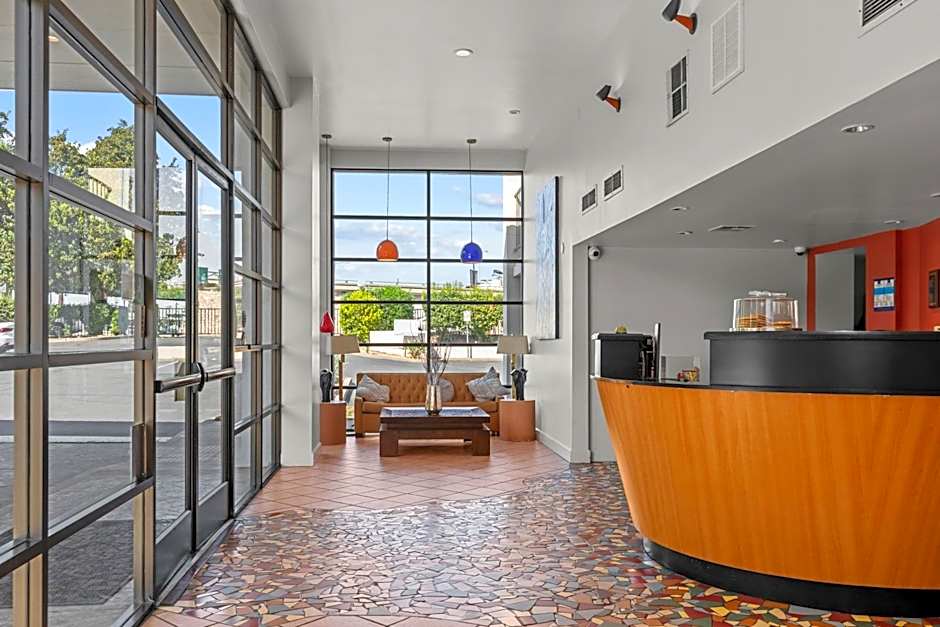 Vagabond Inn Executive Old Town