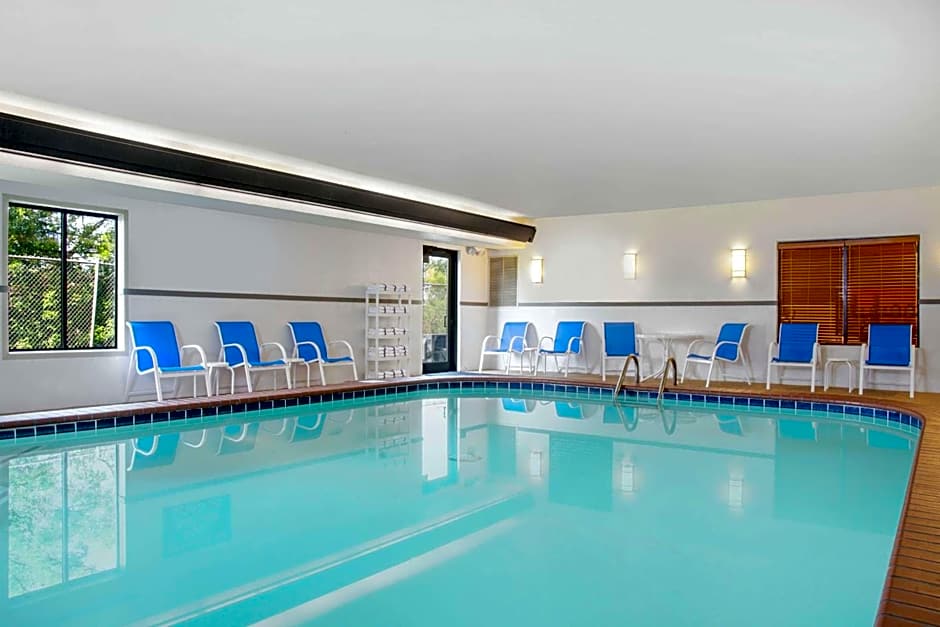 Hampton Inn By Hilton Merrillville