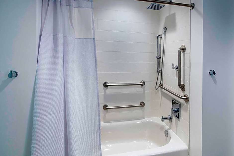 SpringHill Suites by Marriott Navarre Oceanfront