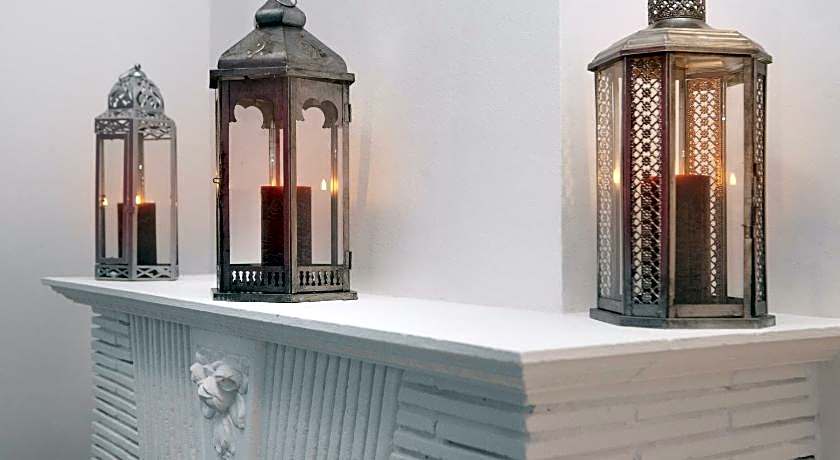 Jardinets Guest House