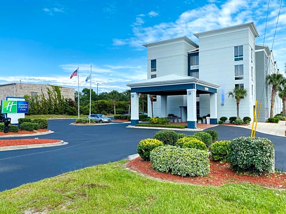 Holiday Inn Express North Myrtle Beach - Little River, an IHG Hotel