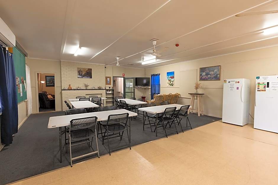 Broken Hill Tourist Lodge