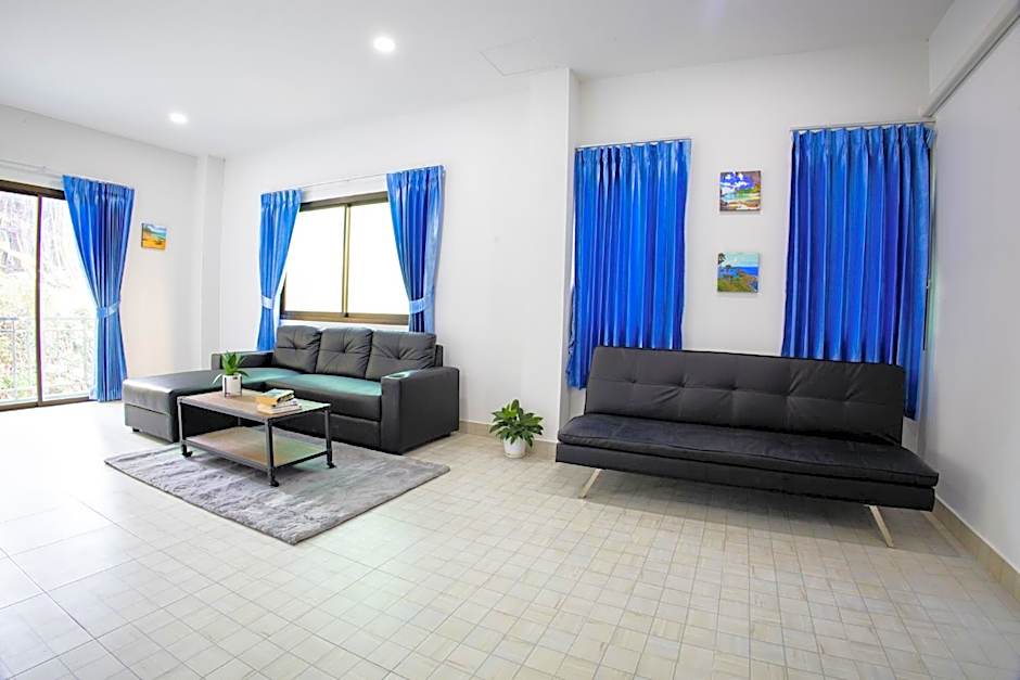 Grand View Premium