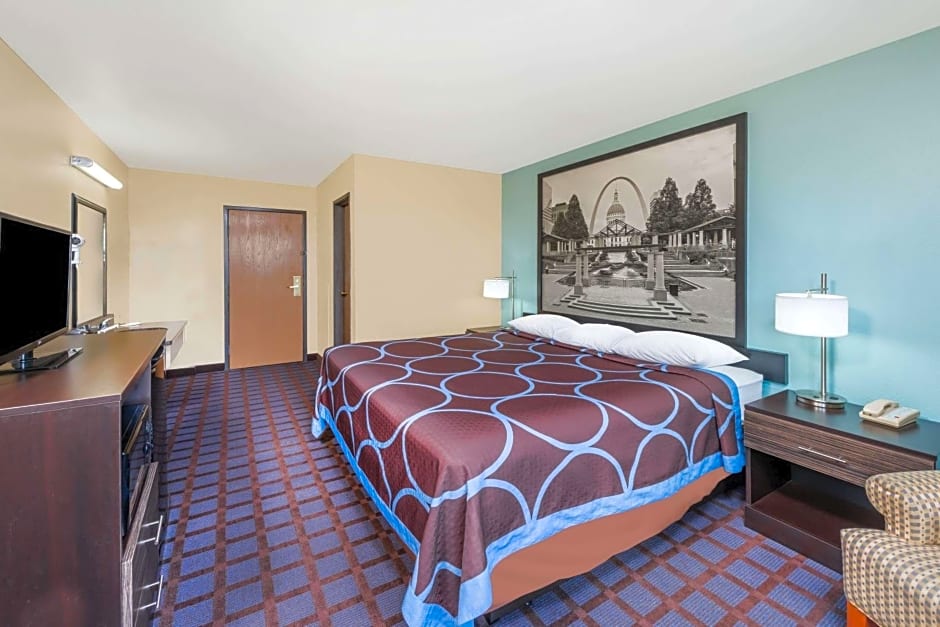 Super 8 by Wyndham Okawville