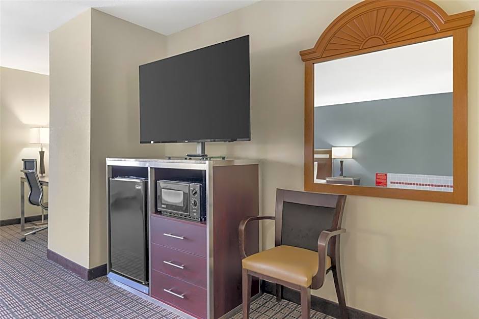 Best Western Maritime Inn