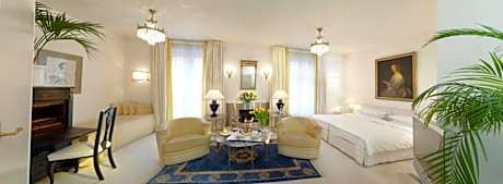 Junior Suite (2 Adults)