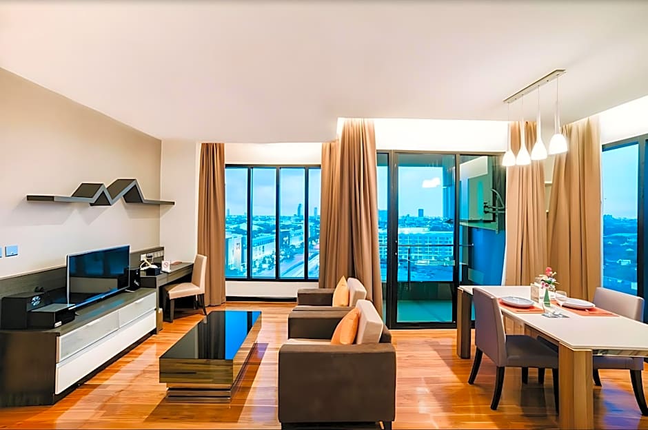Lumen Bangkok Srinakarin