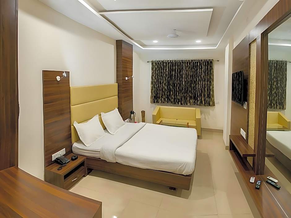 Hotel Kalpana Palace