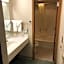 Econo Lodge Inn & Suites