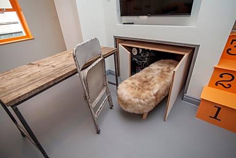 One-Bedroom Standard Apartment