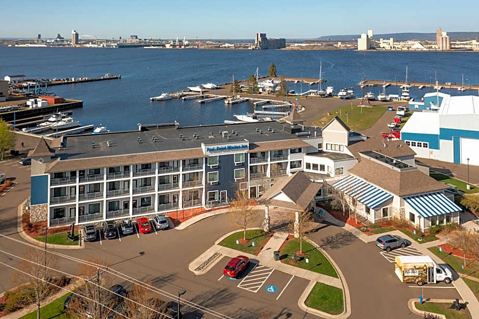 Park Point Marina Inn