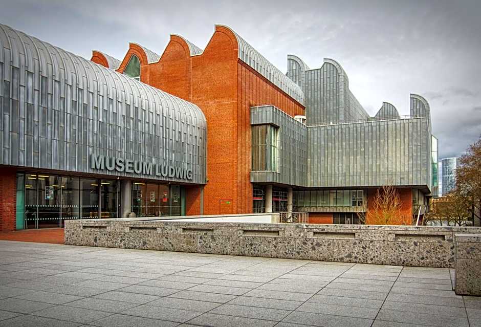 Holiday Inn Express Cologne Mülheim By IHG