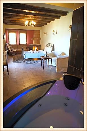 Superior Suite with Hot Tub