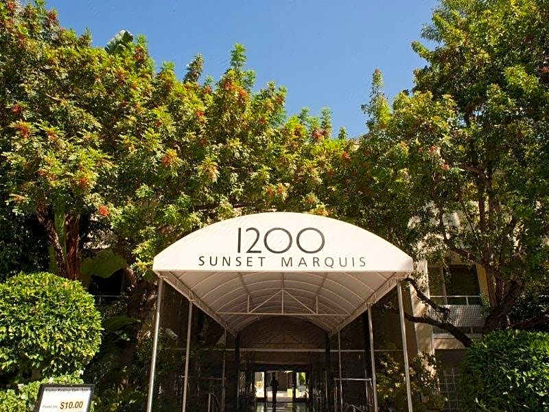 Sunset Marquis Hotel