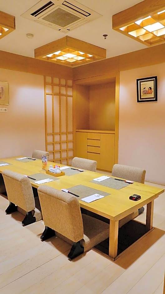 Sakura Park Hotel And Residence