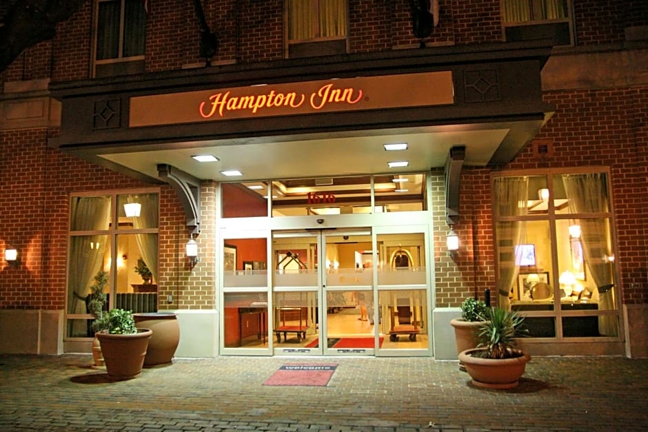 Hampton Inn By Hilton Alexandria-Old Town/King St. Metro