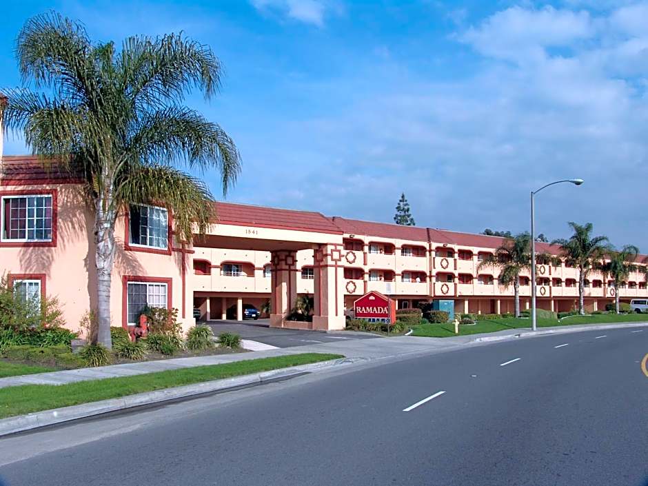 Ramada by Wyndham Ontario