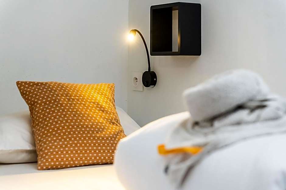 Les Baroudeurs Hostel