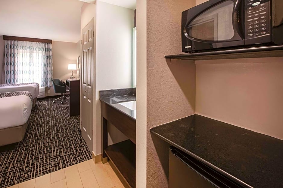 La Quinta Inn & Suites by Wyndham New Cumberland Harrisburg