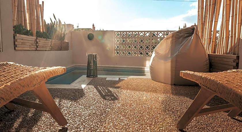 Amoessa Boutique - Adults Only