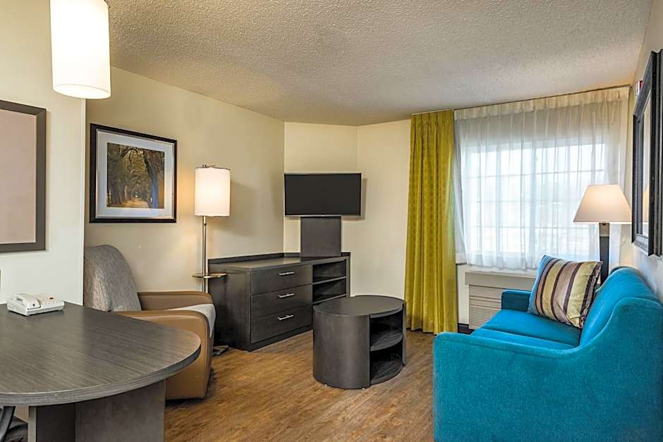 Candlewood Suites Richmond West End Short Pump By IHG