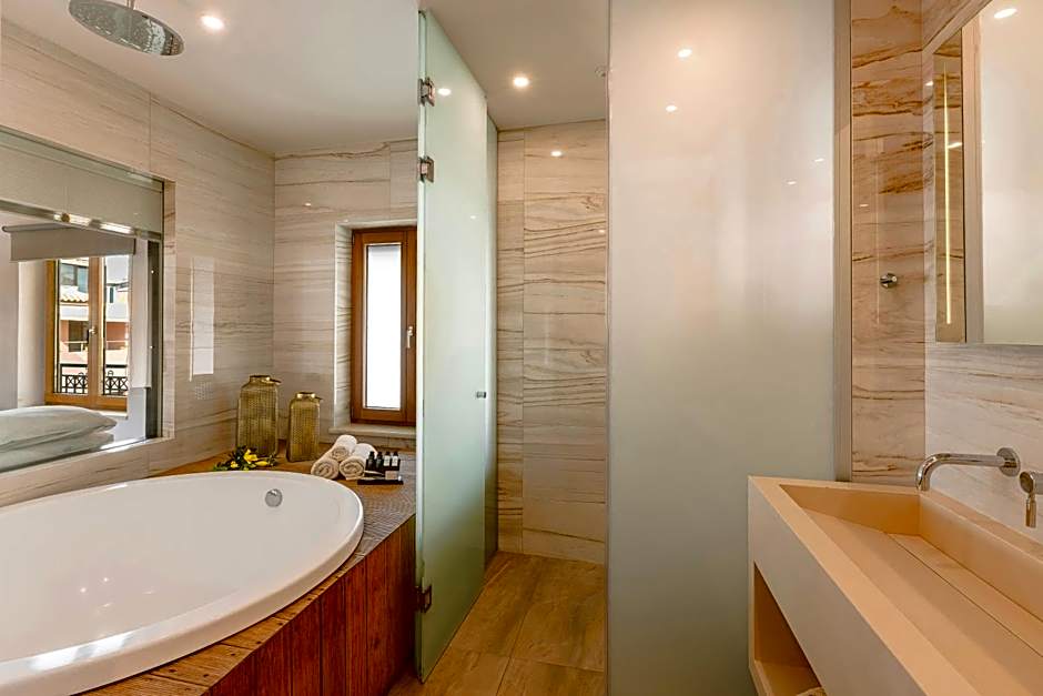 Querini Luxury Suites