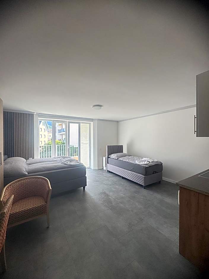City Hotel