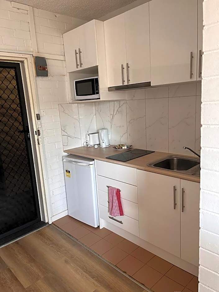H & D Apartments