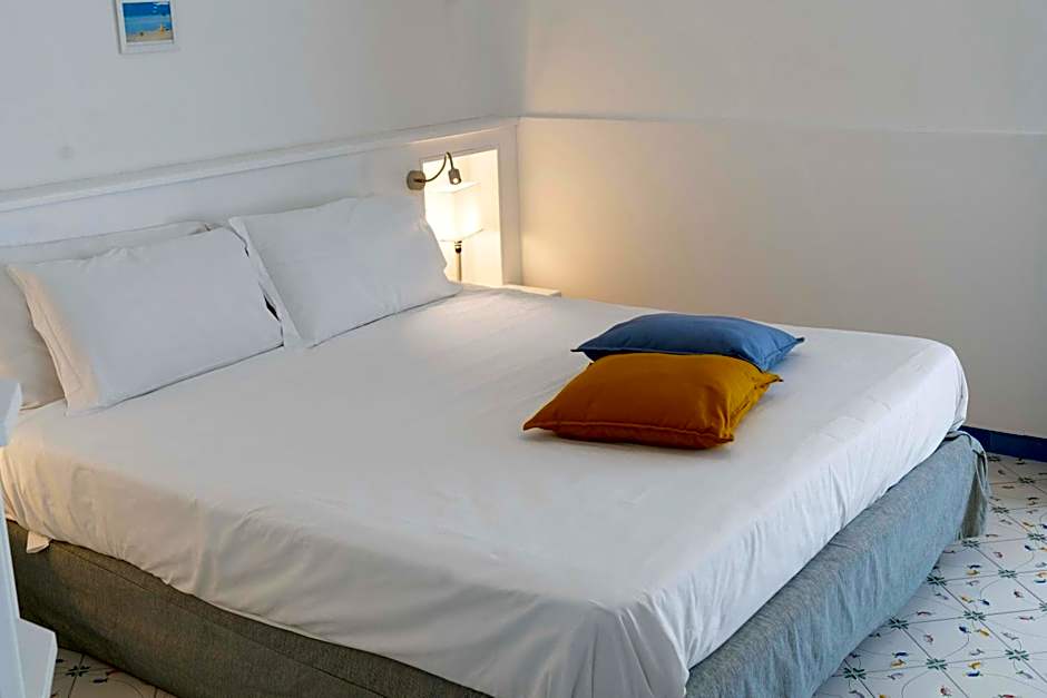 Cala Moresca Apartments