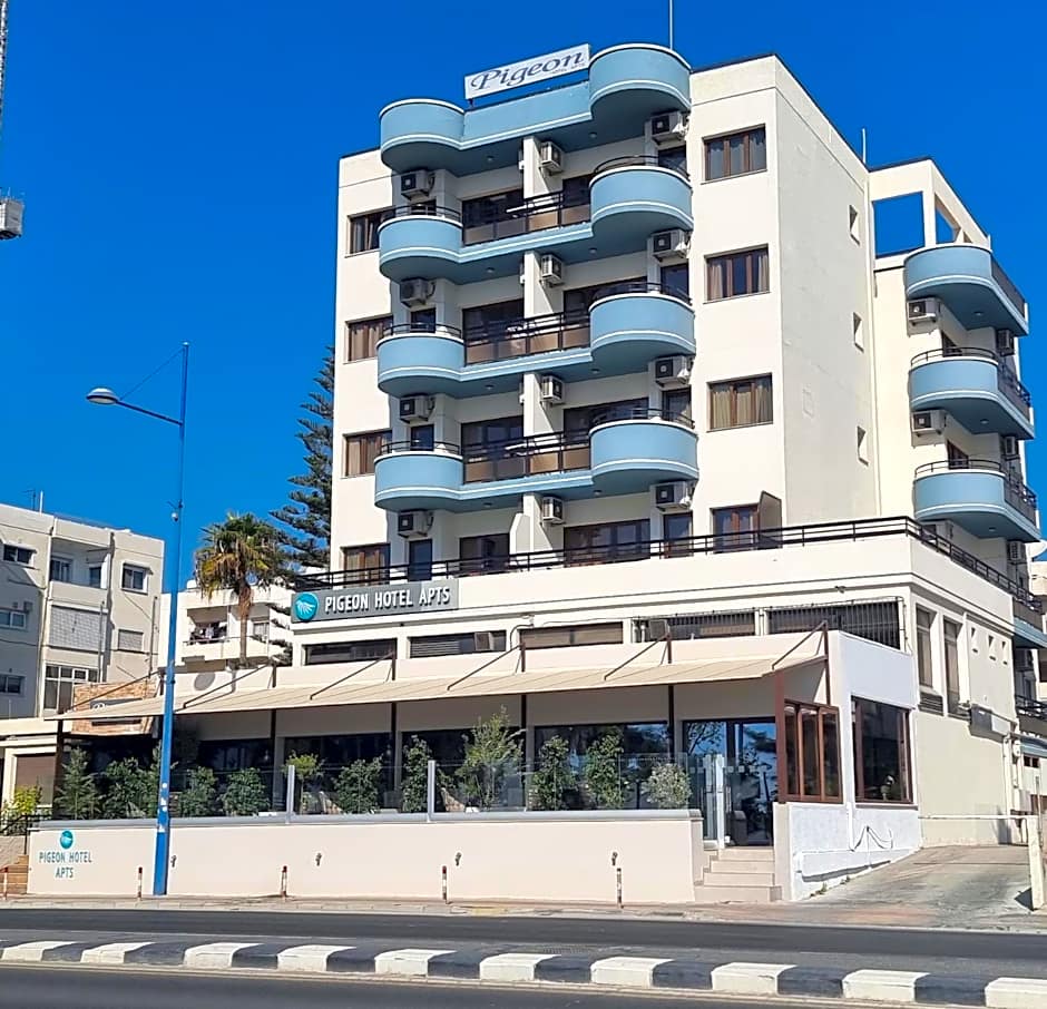 Pigeon Beach Hotel Apartments