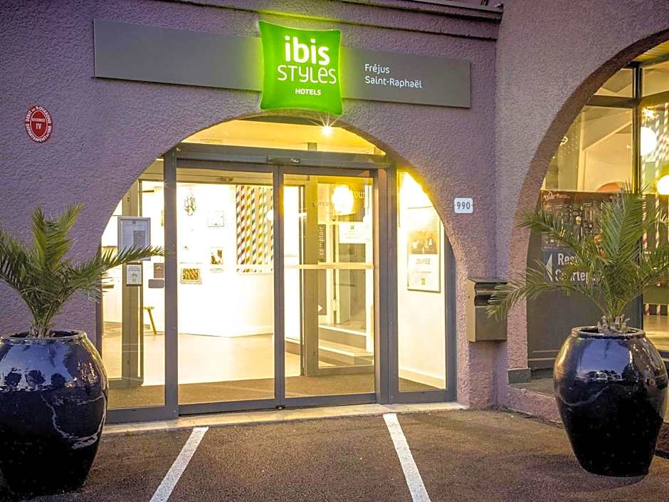 ibis Styles Frejus Sain-Raphael