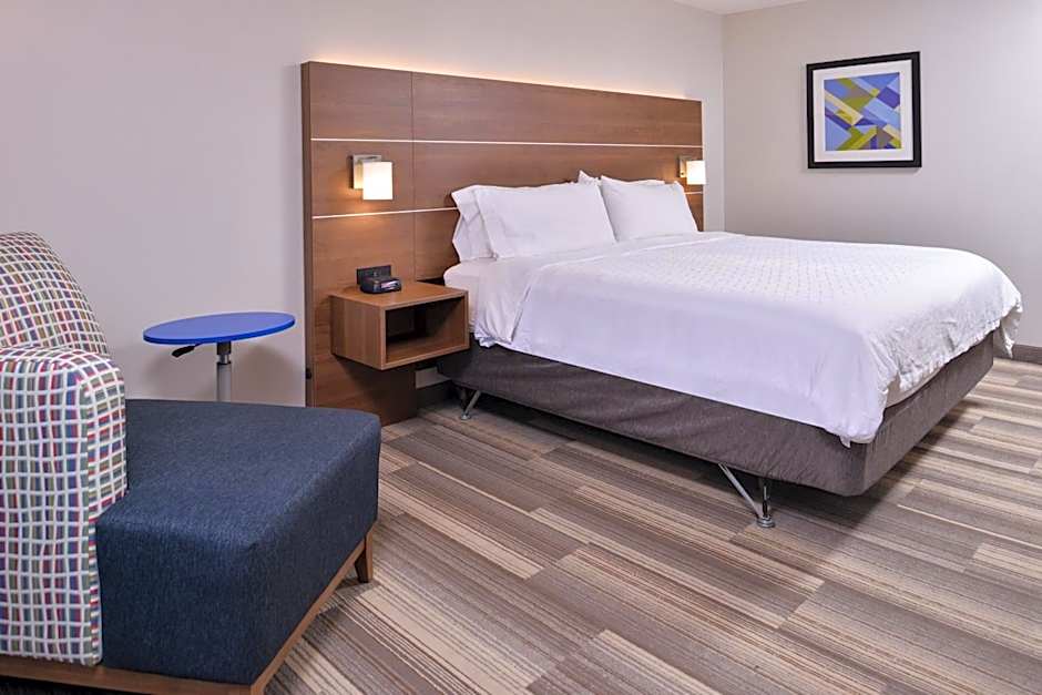 Holiday Inn Express Hotel & Suites Elgin By IHG