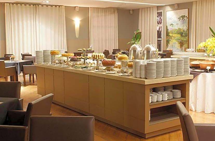 Araucária Flat Apto 305