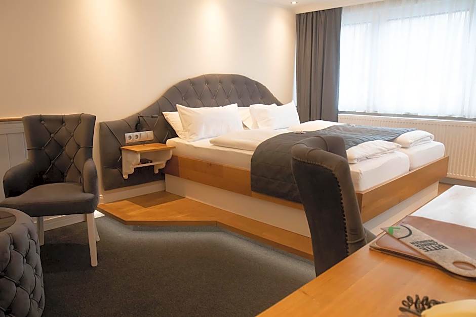 Photo 1 of 5 of Junior Suite