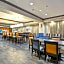 Hampton Inn By Hilton Kenedy