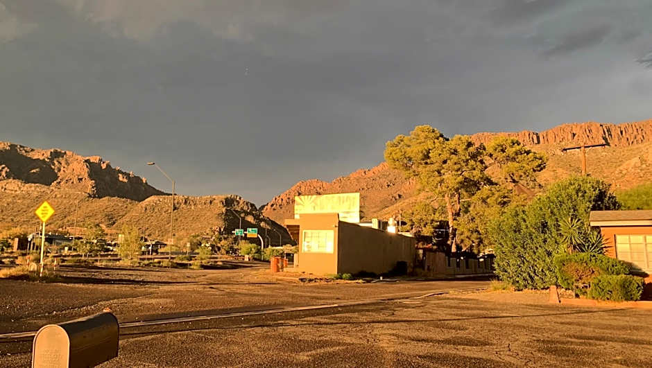 Copper Mountain Motel