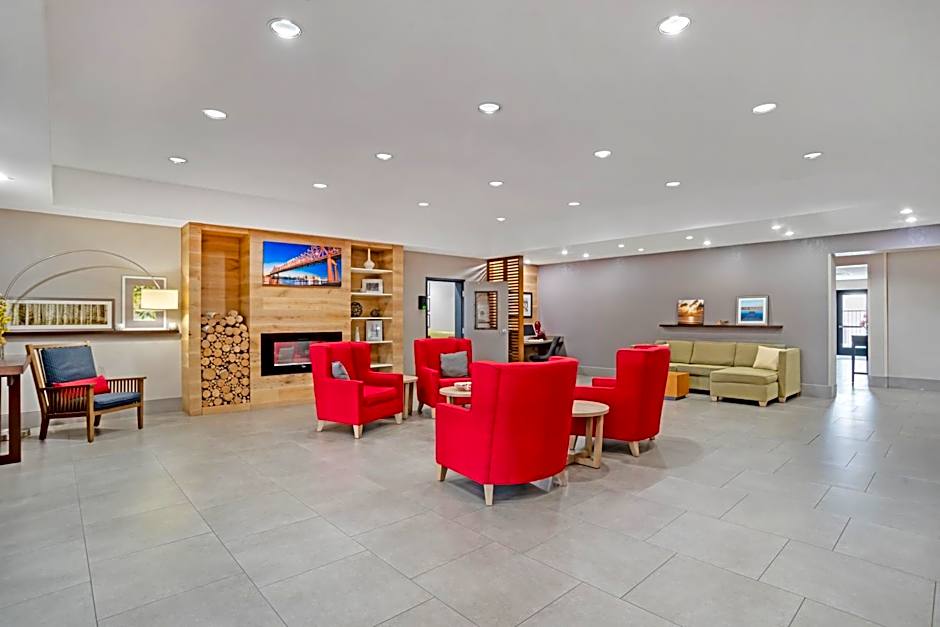 Comfort Inn & Suites Slidell - New Orleans Area