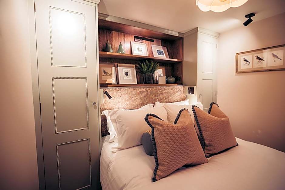 The Fountaine Inn