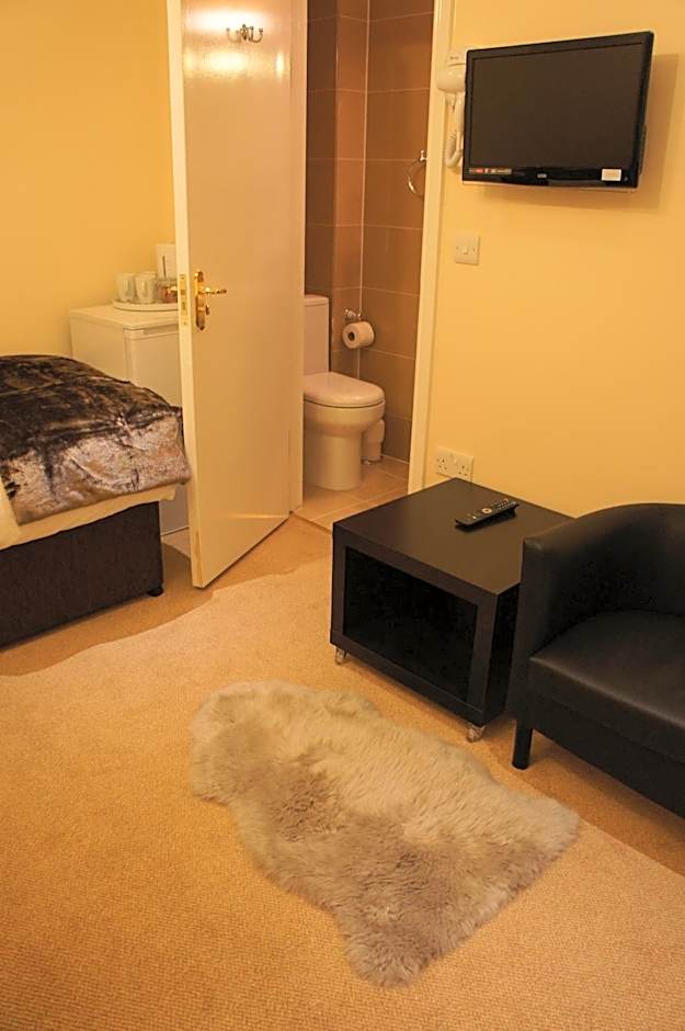 Sapphire Hotel London