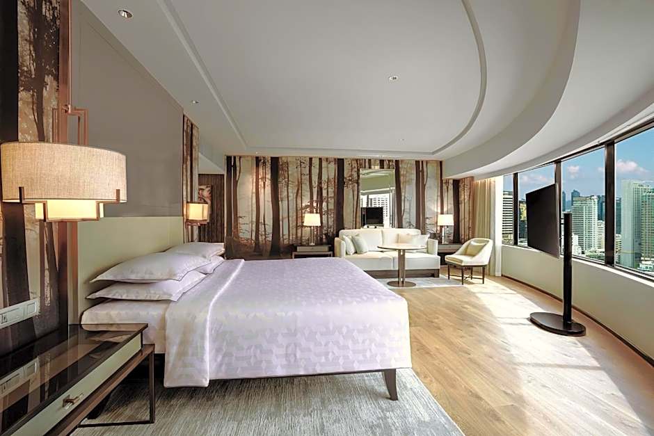 Photo 1 of 9 of Executive 1 Bedroom 1 King Bed Suite