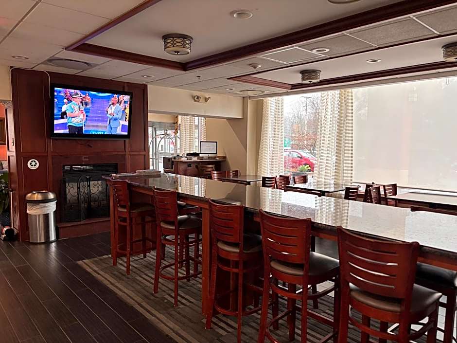 Hamden Hotel and Suites HAMDEN - NEW HAVEN