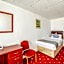 OYO The Golden Cheval Hotel