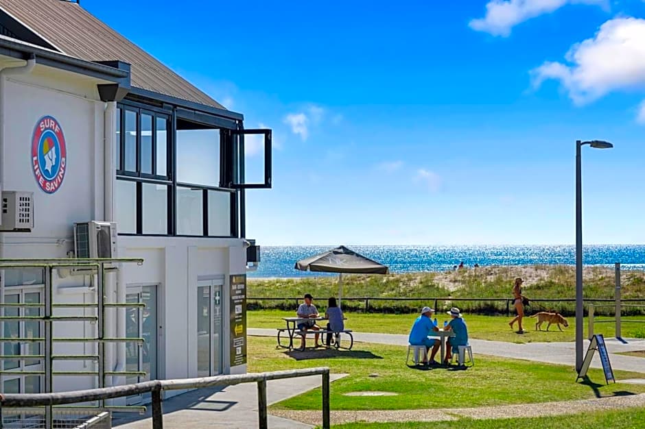 Bila Vista Kirra Beachside Apartments
