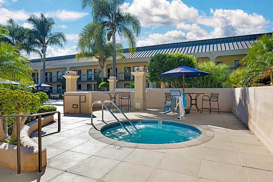 Best Western Plus South Coast Inn