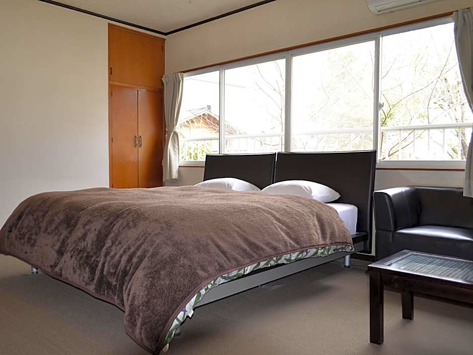 Yufuin Tsurunoyu Hotel