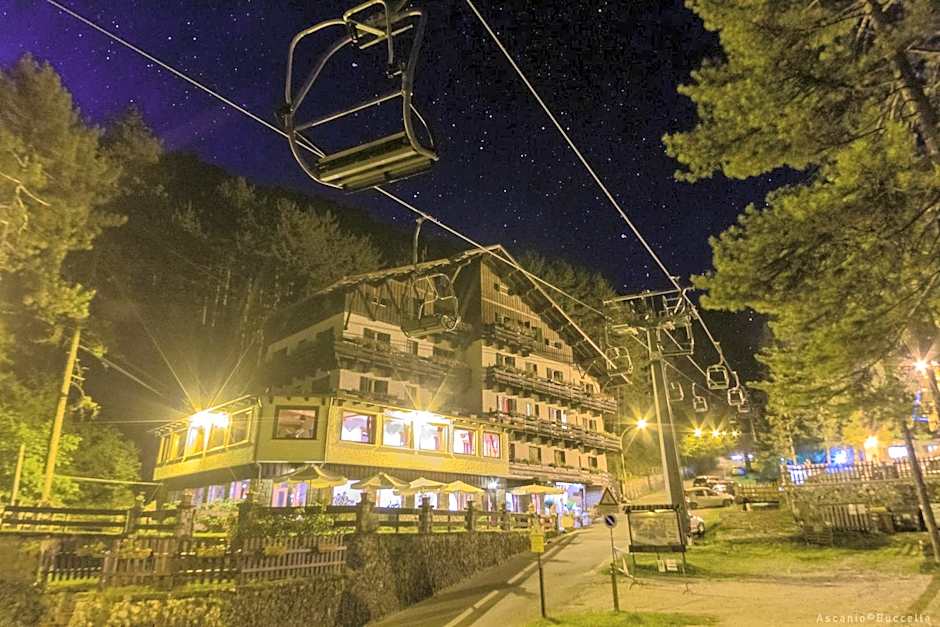 Hotel Garnì Mille Pini