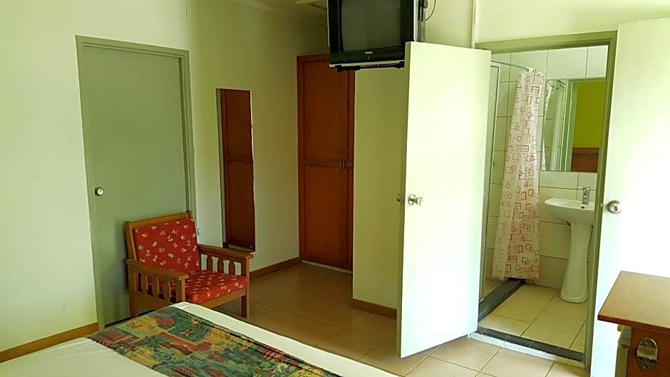 Hexagon International Hotel, Villas & Spa